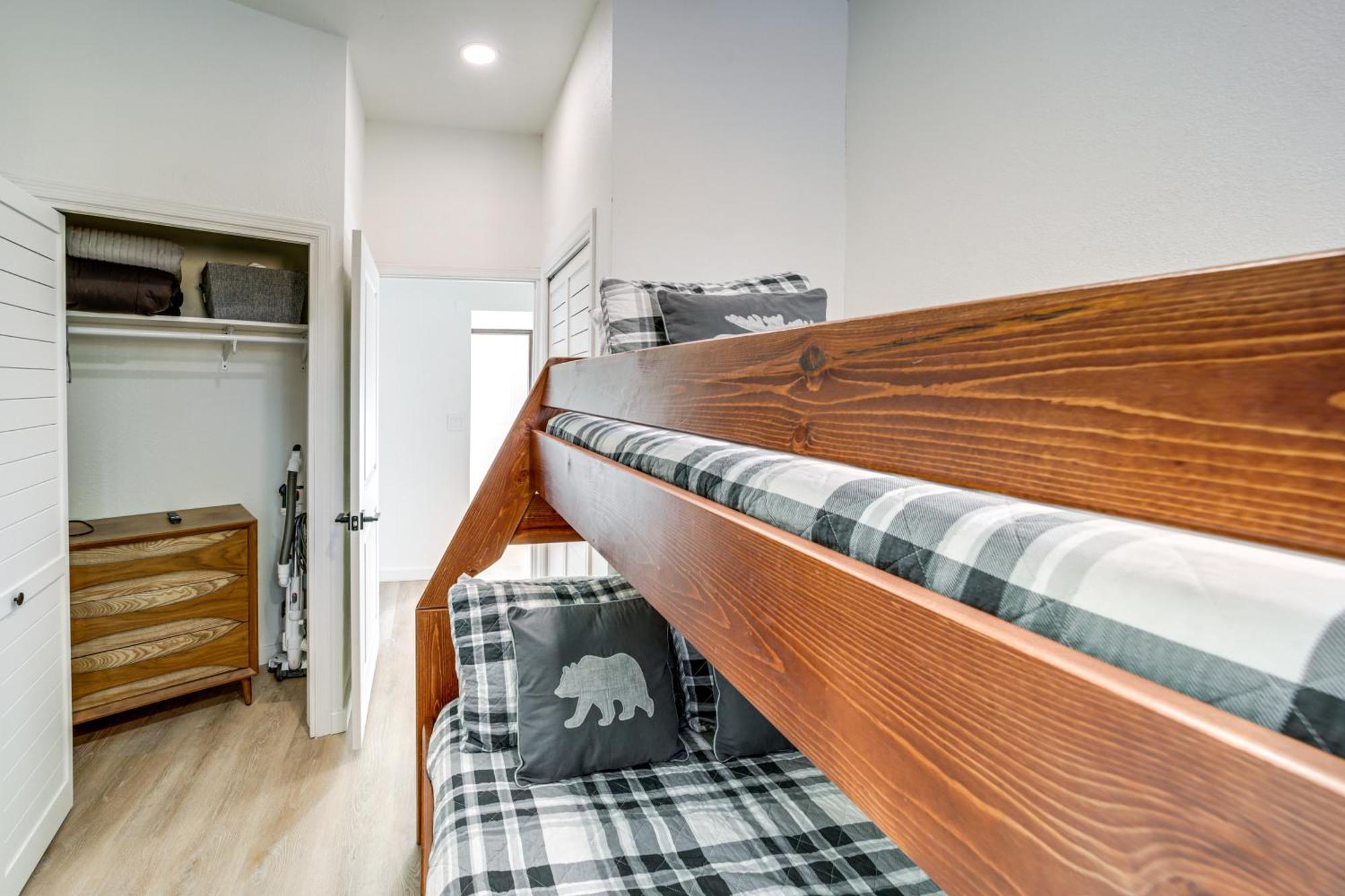 Munds Park Cabin With Poker Room And Wraparound Deck! Εξωτερικό φωτογραφία
